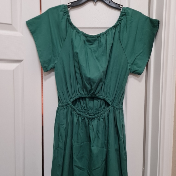 Universal Thread™ Women's Short Sleeve Back Cut Out Dress - Green - Picture 8 of 14